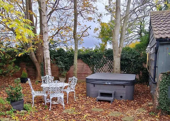 Vakantiehuis The Birch With Hot Tub Bristol